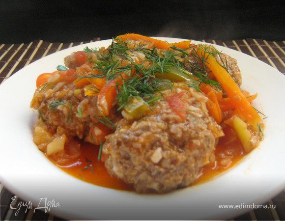 Голубцы "ленивые" паровые под овощным соусом