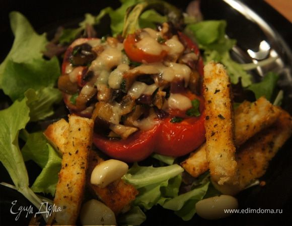 Перец, запеченный с овощами и пармеджано Перец, запеченный с овощами и пармеджано