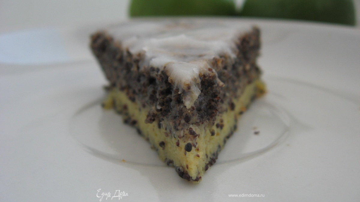 Маковый пирог с лимонной глазурью