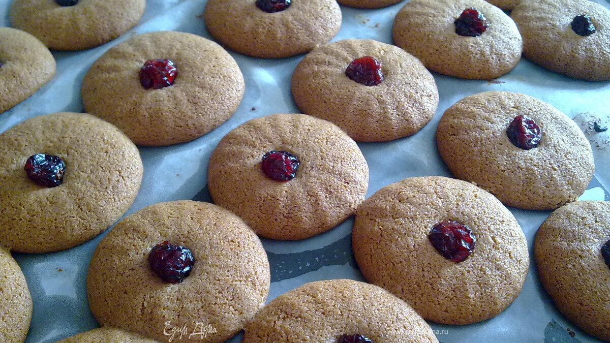 Печенье корично-медовое Сranberries