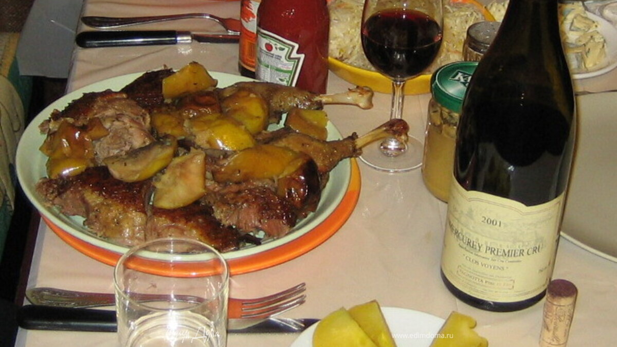 Утка с яблоками