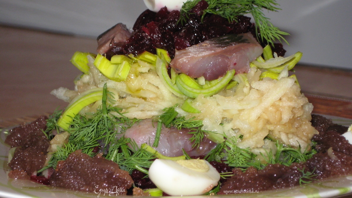 Овощной шалашик с сельдью