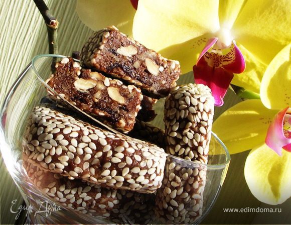 Конфетки из чернослива,грецких орехов и шоколада