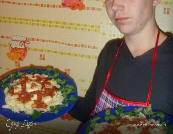 Гранатовая паста с чесноком и чили