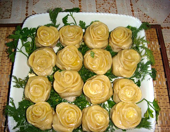 Настоящее украшение стола-манты Настоящее украшение стола-манты