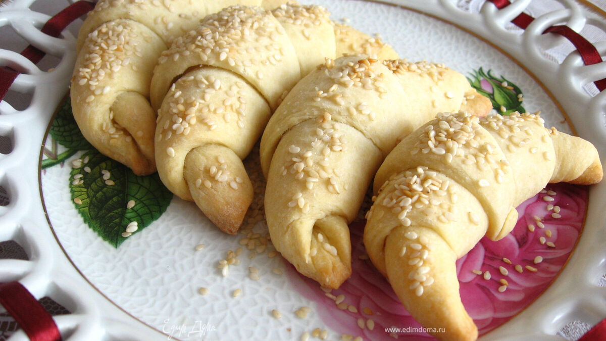 Рогалики с йогуртом и плавленым сыром