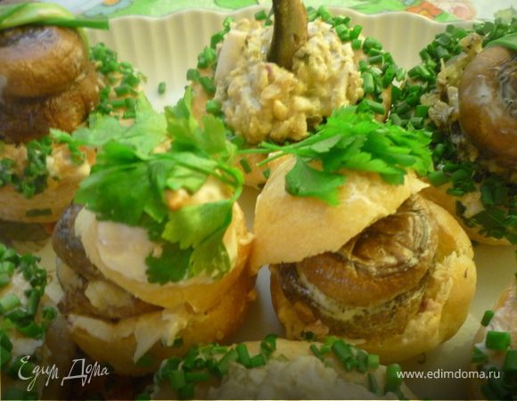 Закусочные профитроли "Черная жемчужина" 