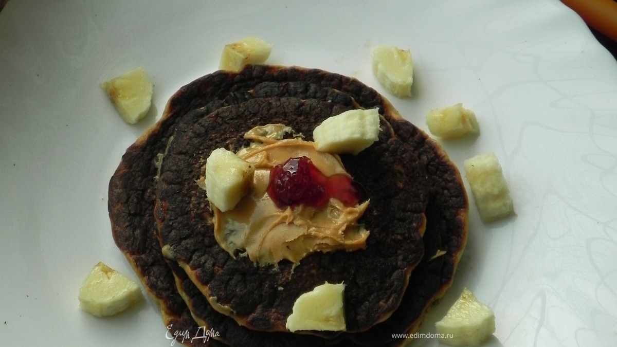 Банановые панкейки