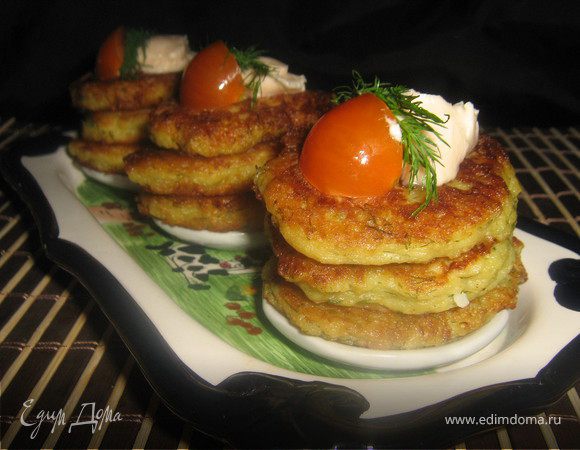 Картофельно-яблочные оладьи закусочные Картофельно-яблочные оладьи закусочные