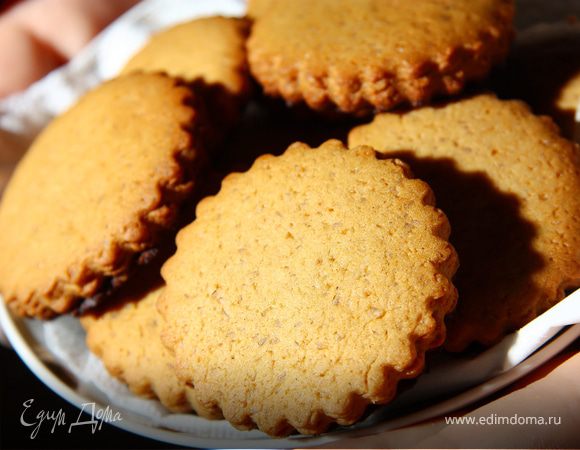 Классические пряные печенья Классические пряные печенья