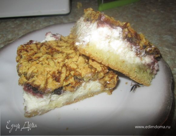 Тертый пирог с творогом.