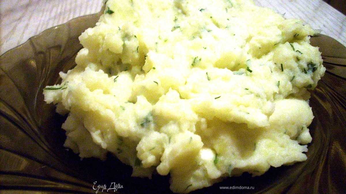 Картофельное пюре с плавленым сыром и зеленью