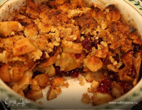 Яблочный пудинг с сушеной клюквой и грецкими орехами Яблочный пудинг с сушеной клюквой и грецкими орехами