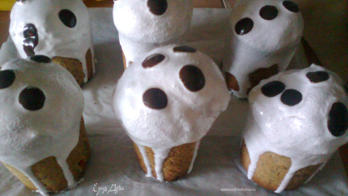 Маковый кулич с шафраном.