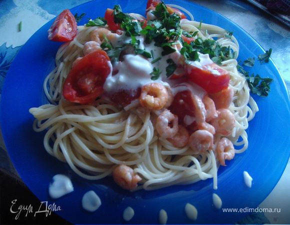 Креветки с натуральным йогуртом,черри и чесноком