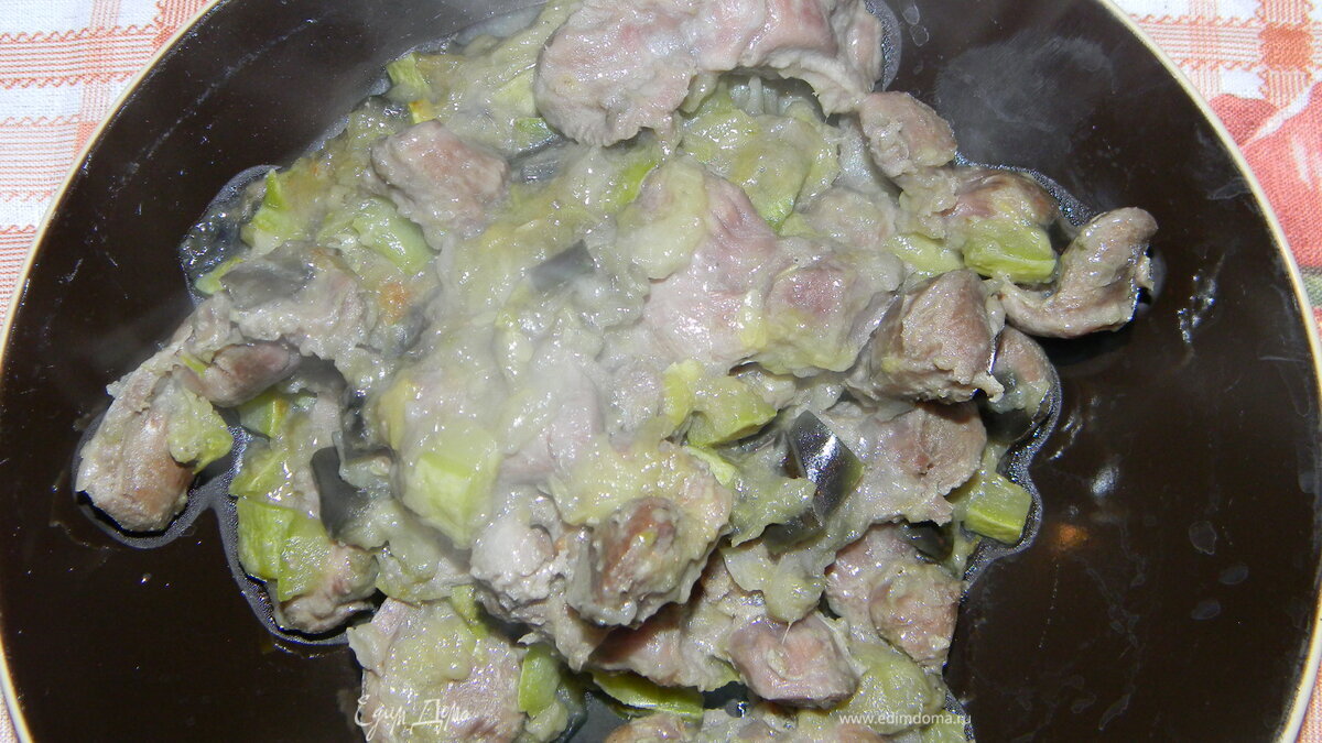 Куриные потроха с овощами