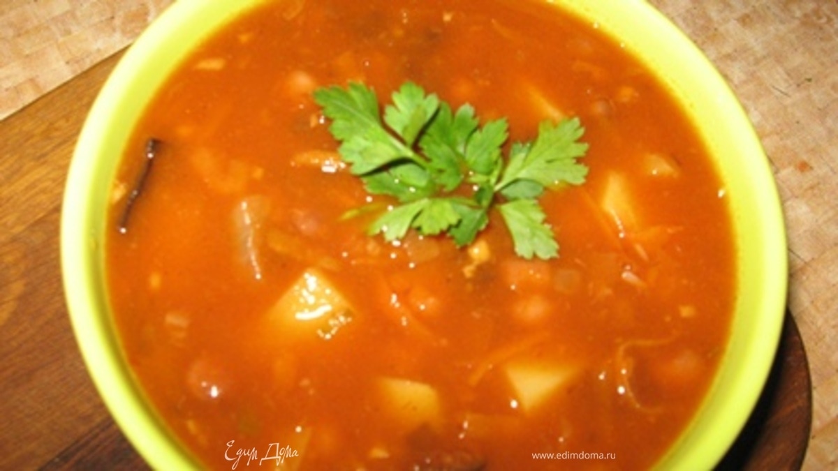 Суп из фасоли с черносливом