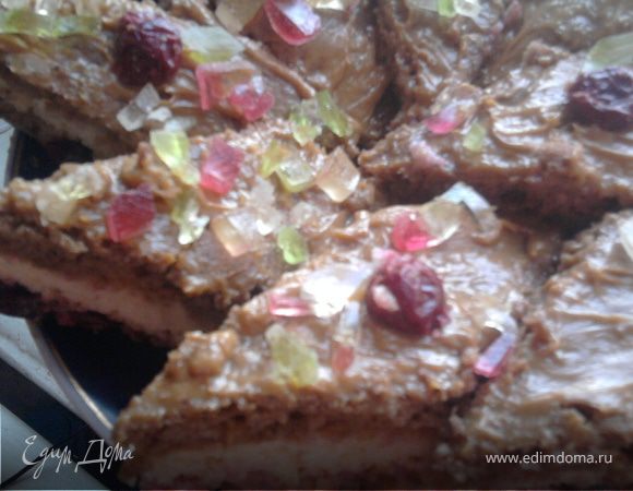 Торт-фантазия с вишнями