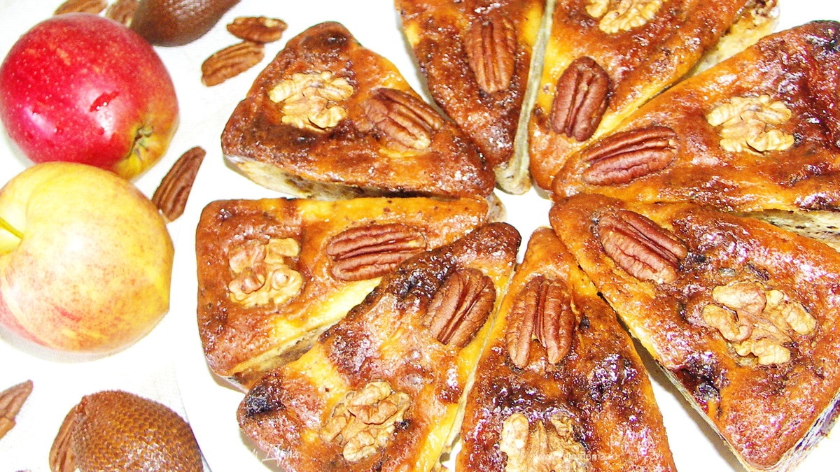 "Творожные "с черносливом,шоколадом и орехами:)