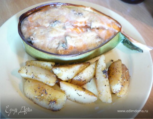 Стейки из лосося с голубым сыром