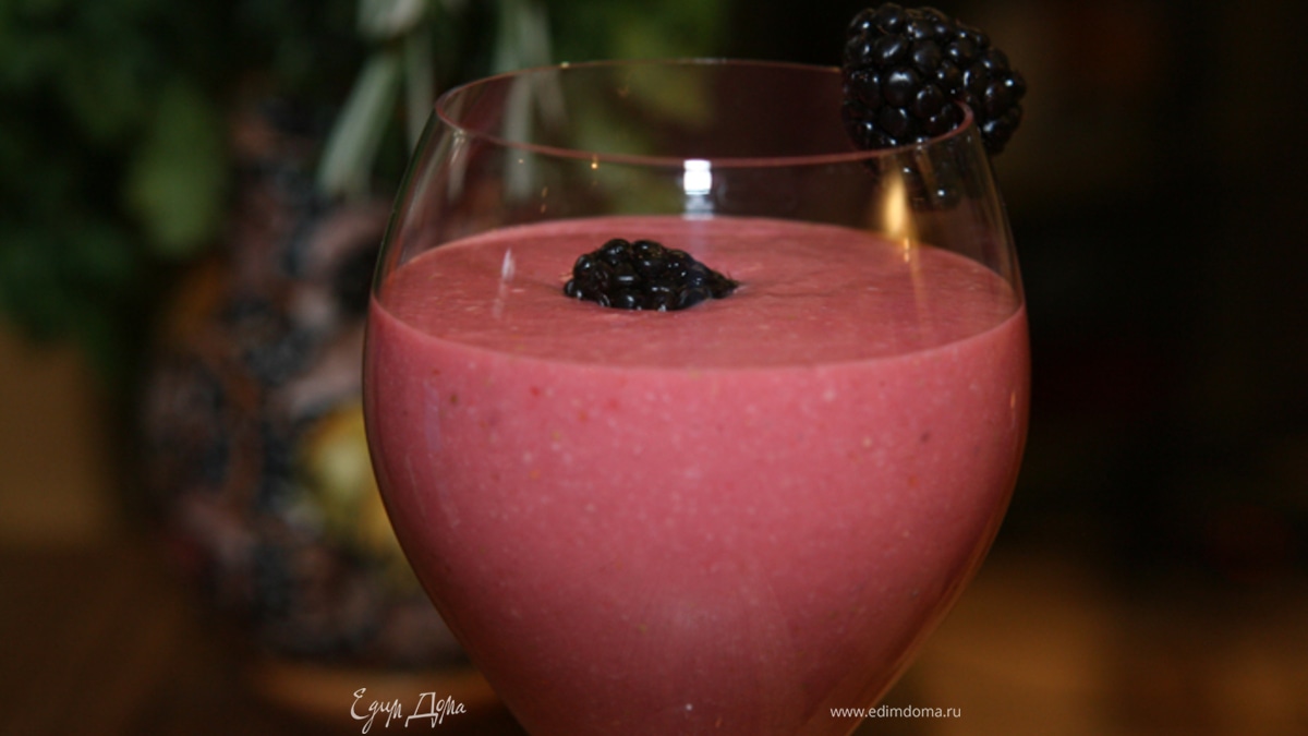 Ягодный мусс с миндалем