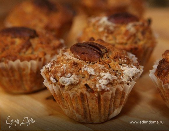 Яблочные маффины с орехами пекан