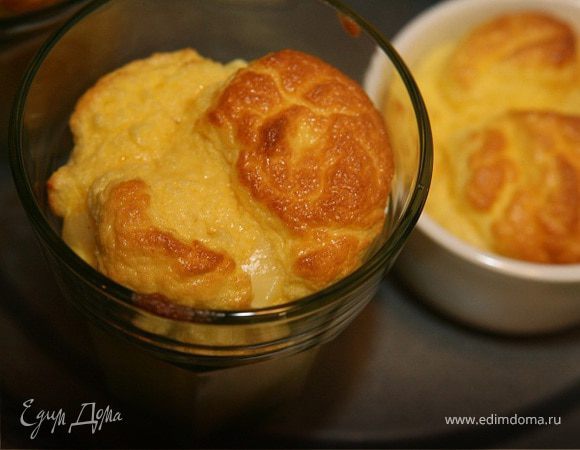 Суфле из сыра пеше миньон с мускатным орехом Суфле из сыра пеше миньон с мускатным орехом