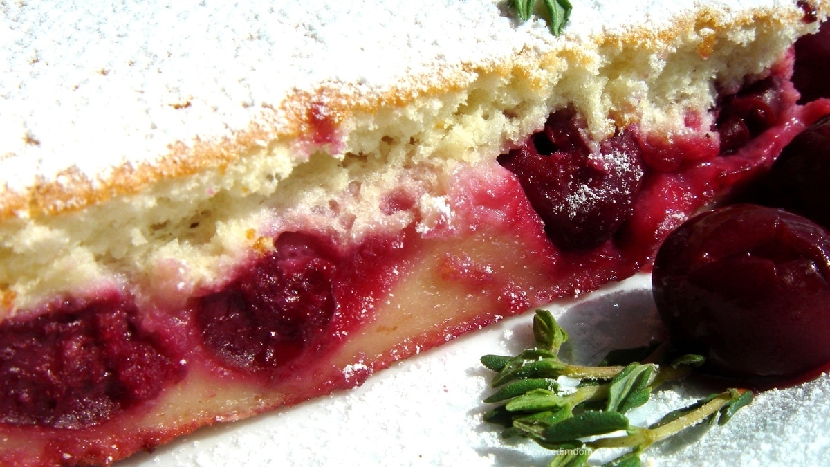 Вишнёвый клафути