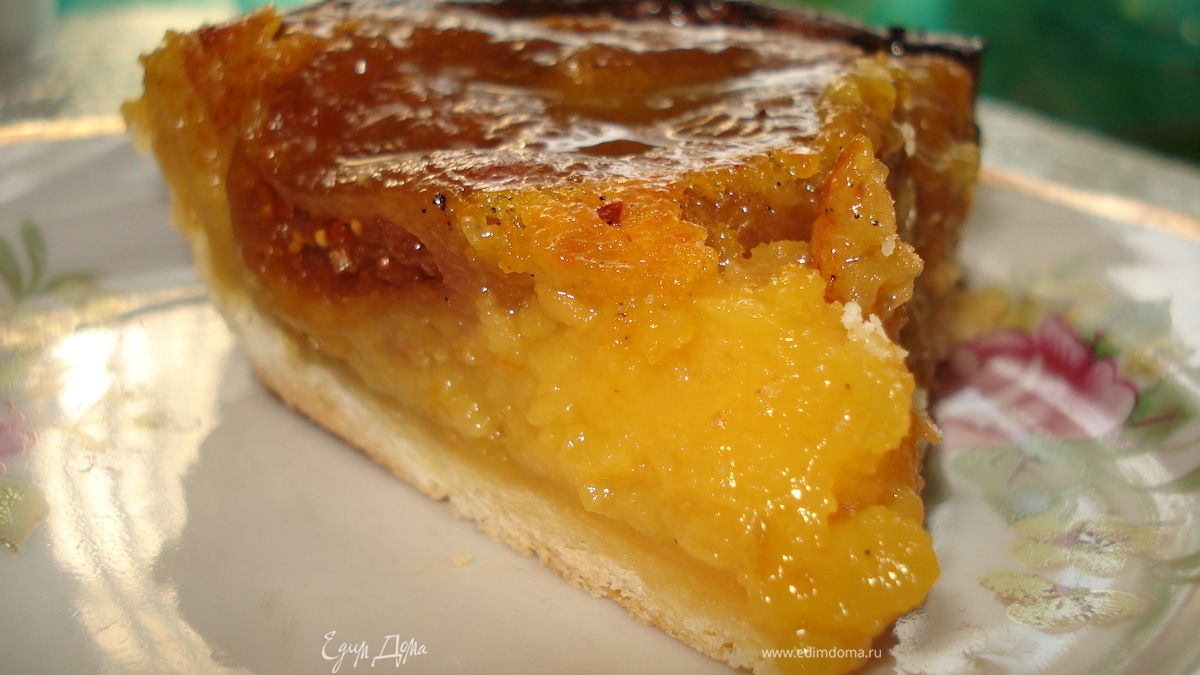 Медовый пирог с инжиром