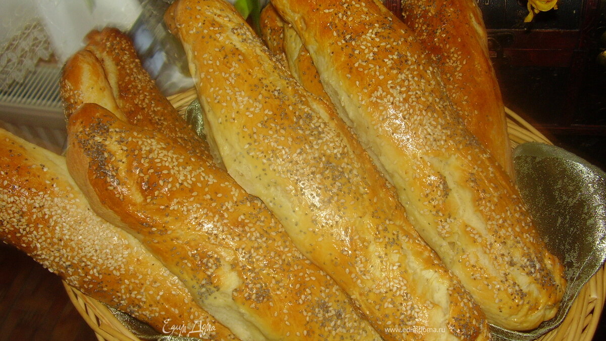 Чурек(традиционный азейбарджанский хлеб)