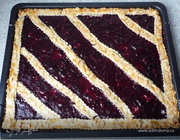 Вишневый пирог на противне Вишневый пирог на противне