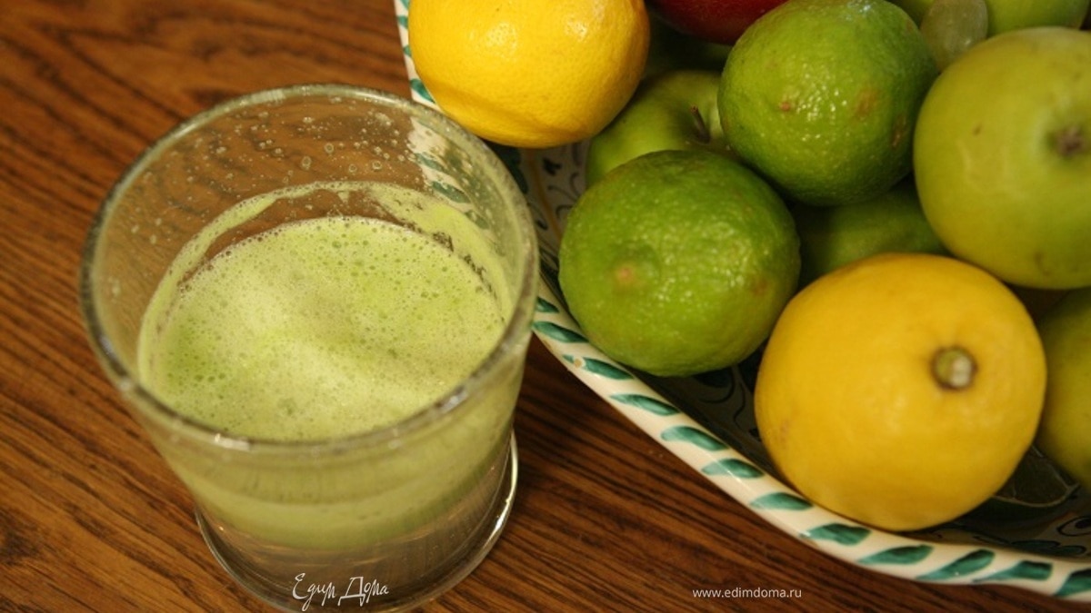 Сок из винограда и сельдерея