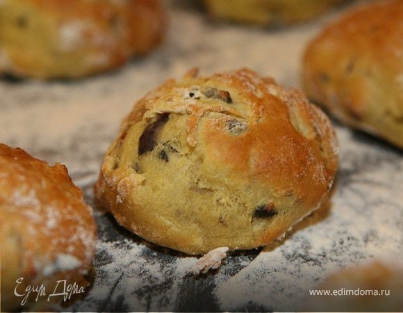 Бриошь с луком и беконом Бриошь с луком и беконом