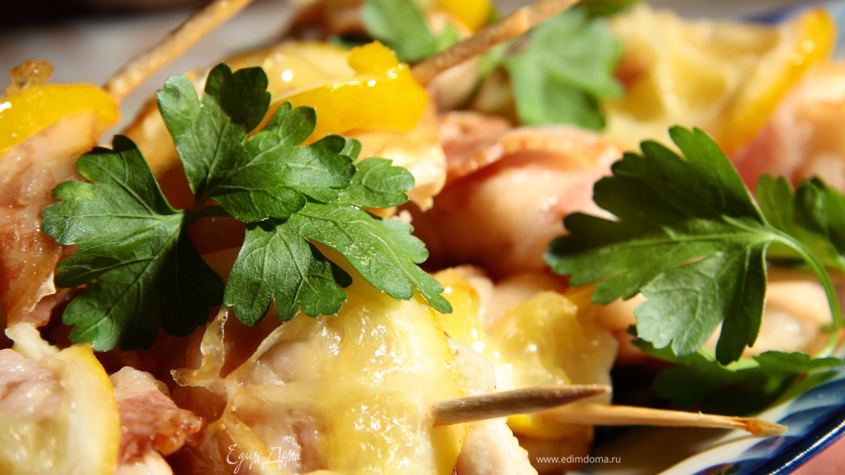 Эскалоп из индейки в беконе с лимоном