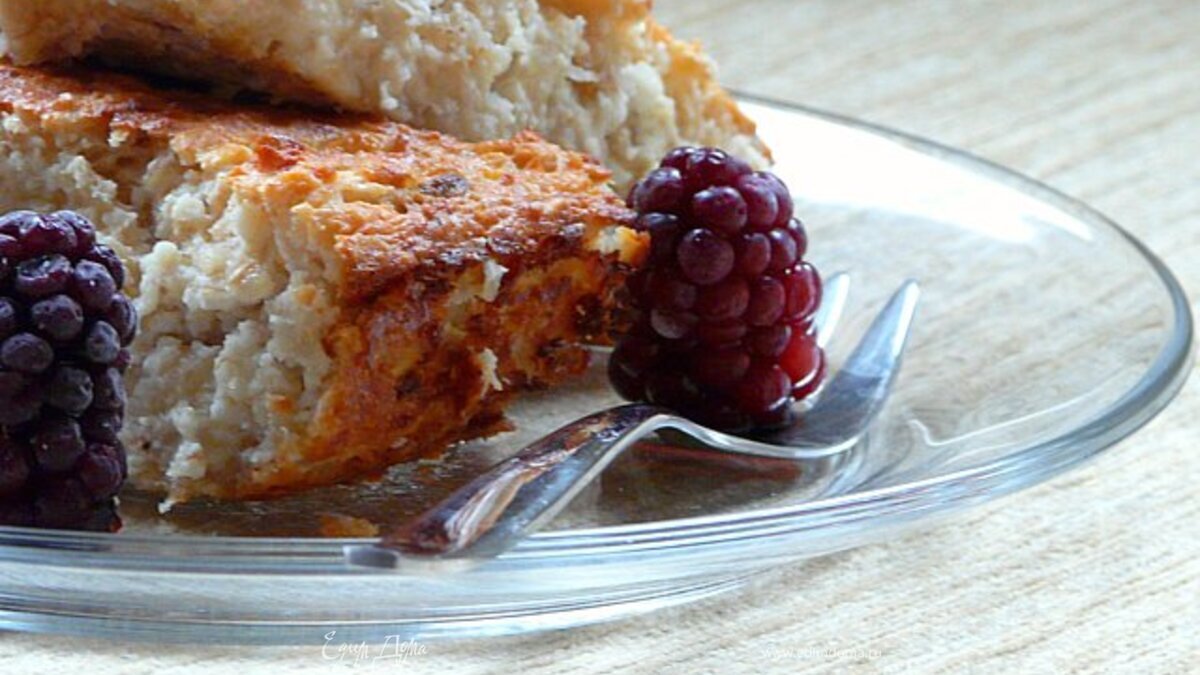 Овсяно-творожная запеканка с бананом