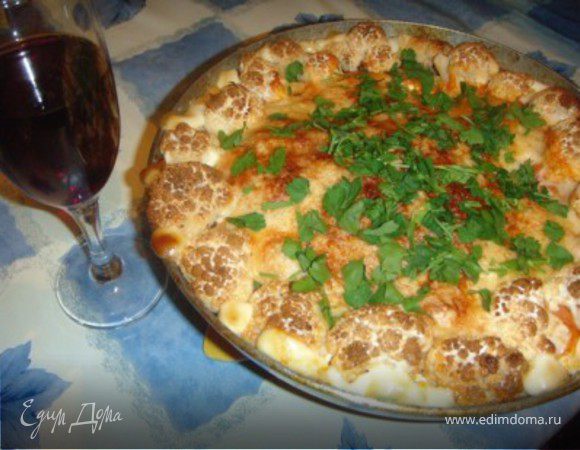 Куриная запеканка с цветной капустой и вином