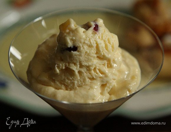 Мороженое с вялеными фруктами Мороженое с вялеными фруктами