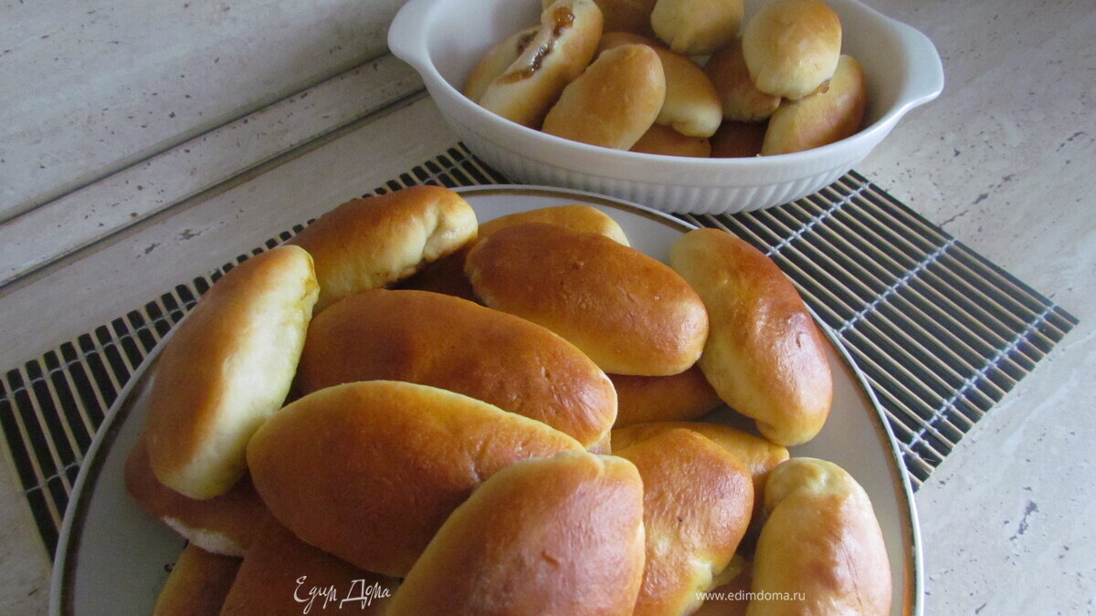 Пирожки с двумя начинками!