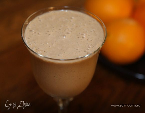 Энергетический бананово-кофейный напиток 