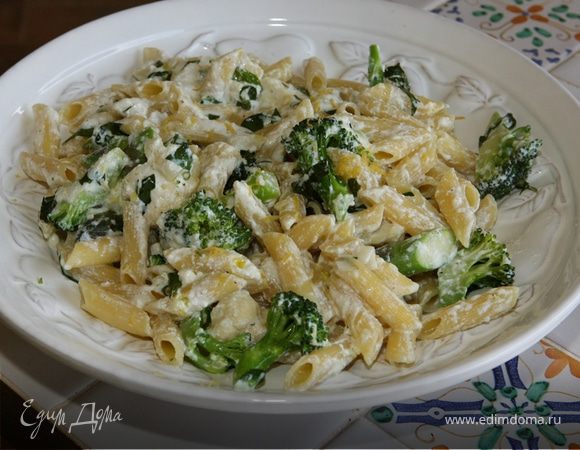 Пенне с рикоттой и весенними овощами Пенне с рикоттой и весенними овощами