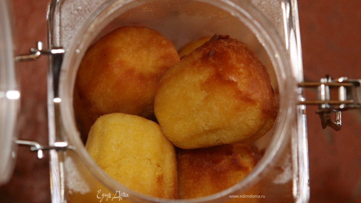 Ромовые бабы с апельсиновым сиропом
