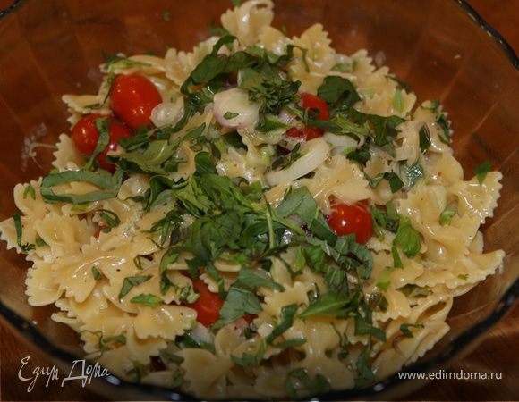 Бантики с имбирем, помидорами и сметаной Бантики с имбирем, помидорами и сметаной