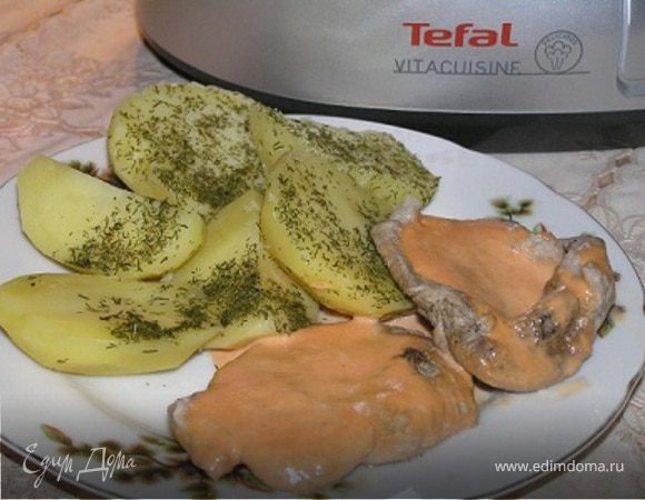 Свиное филе под розовым соусом Свиное филе под розовым соусом