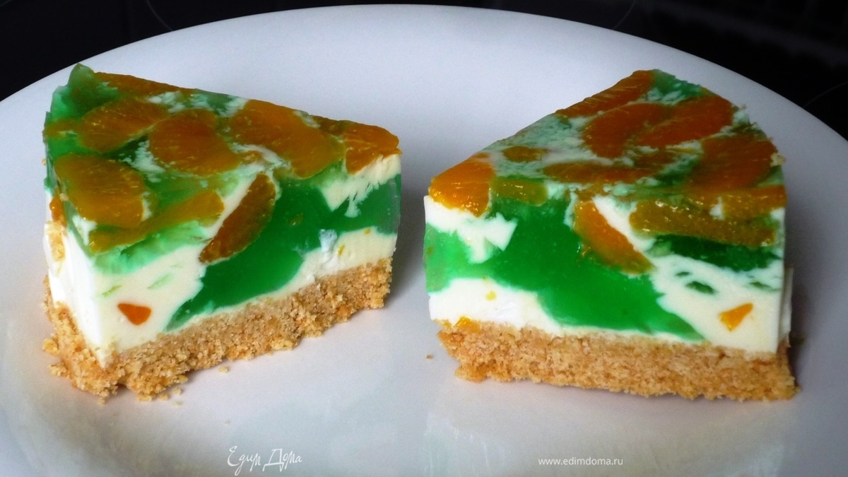 Яркий мини-чизкейк с мандаринами и фруктовым желе
