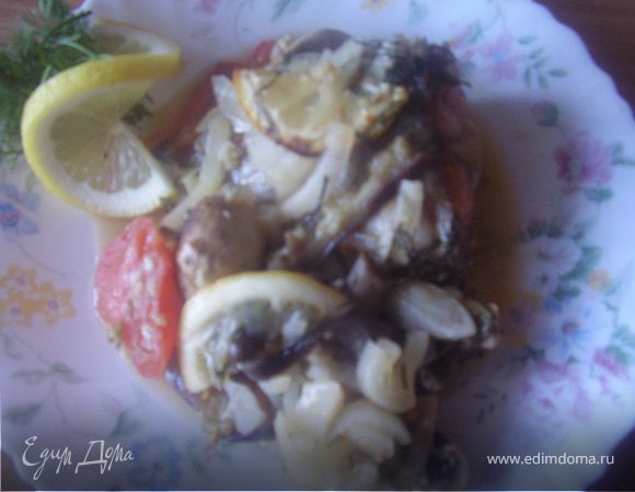 Запеченые хвосты лосося в овощном соку