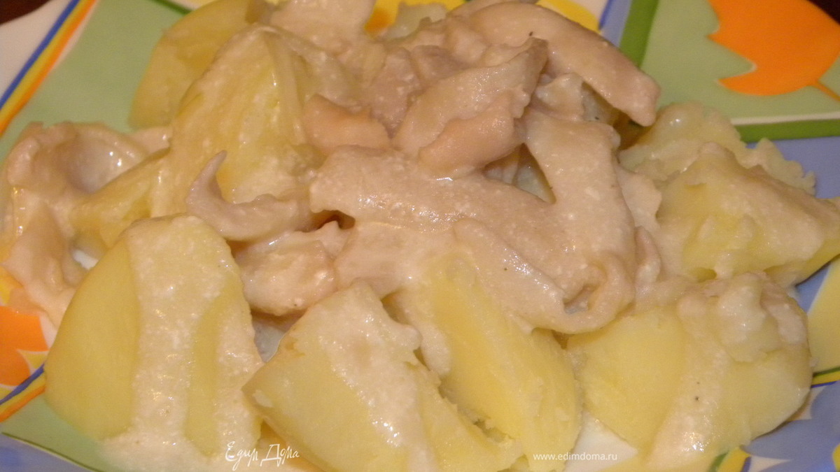 Кальмары, тушеные в сметане