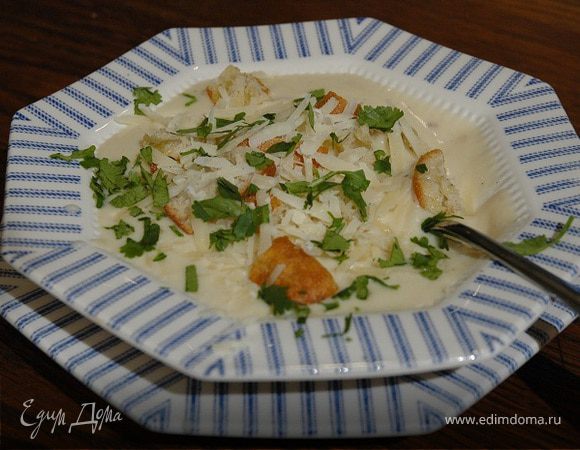 Суп-пюре из цветной капусты Суп-пюре из цветной капусты