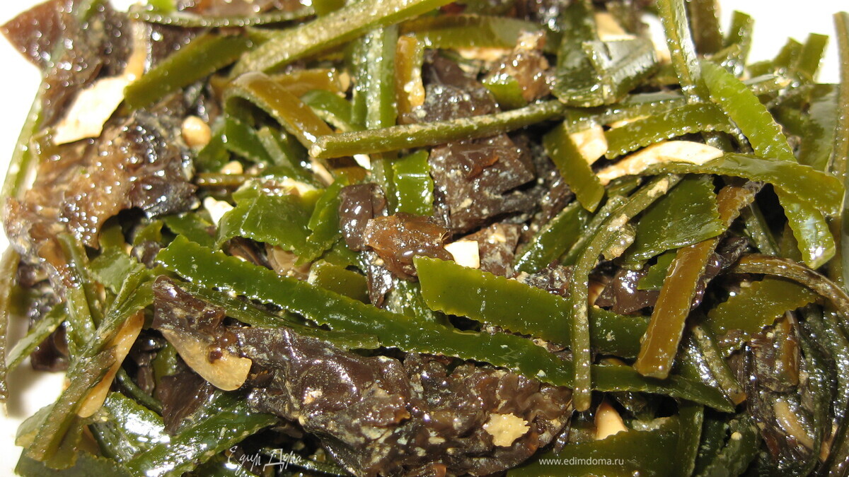 Салат из морской капусты