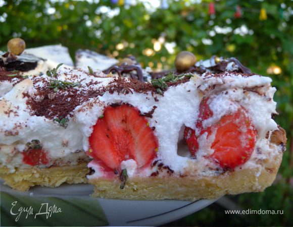 "Жак" с розмарином, шоколадом и клубникой "Жак" с розмарином, шоколадом и клубникой