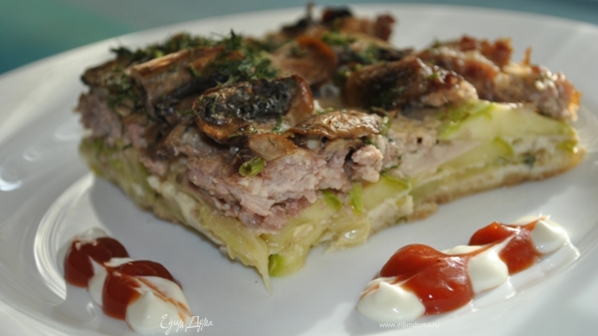 Кабачковая запеканка с мясом и грибами